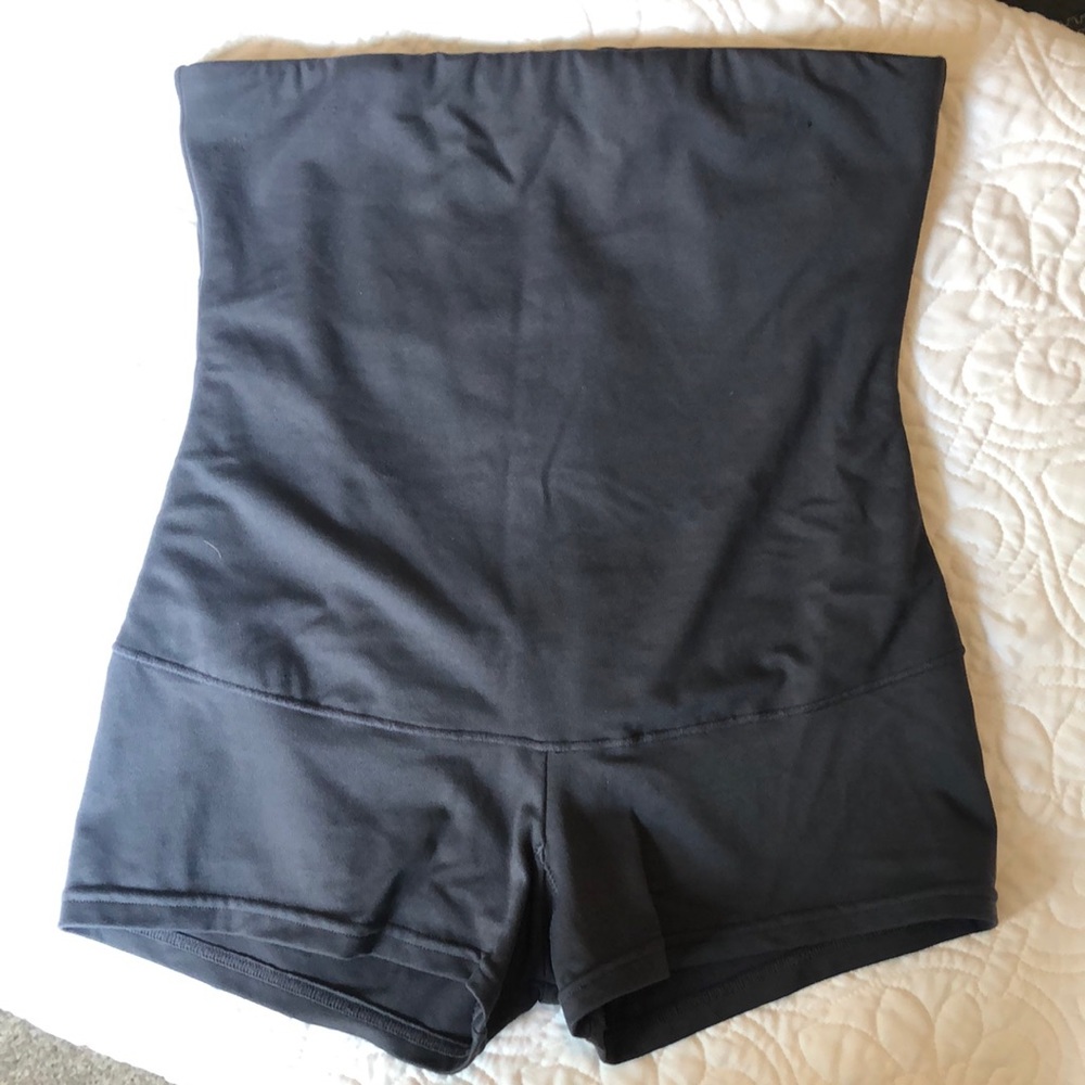 Maidenform Flexees Shapewear Shorts